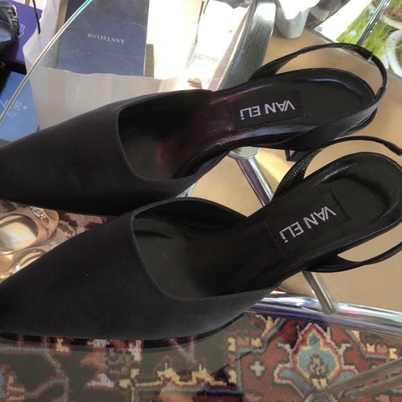 van eli heels